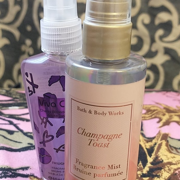 Perfumes 💜👾 - Picture 2 of 4